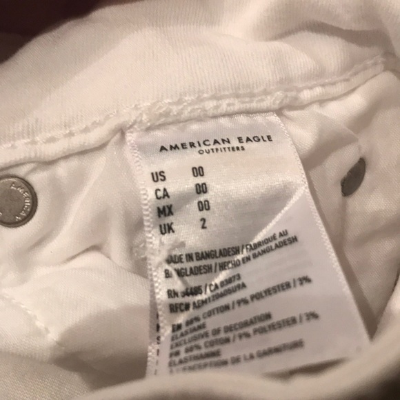 White ripped jean shorts American eagle - Picture 6 of 6